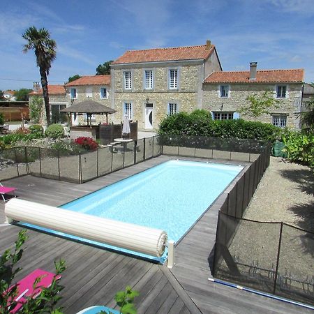 Logis De Chalons A La Mer 르구아 외부 사진