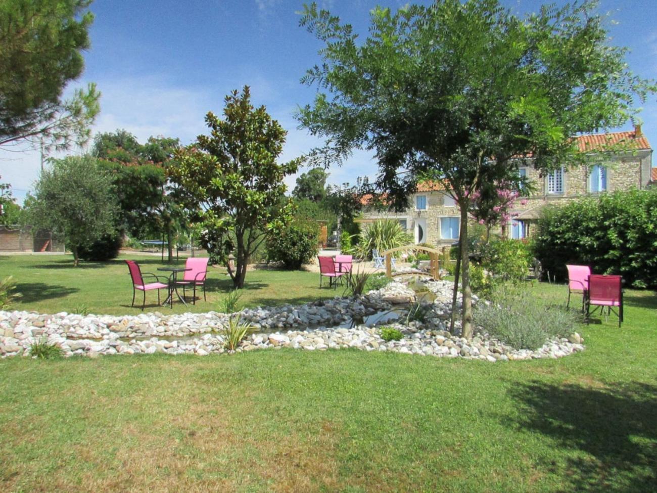 Logis De Chalons A La Mer 르구아 외부 사진