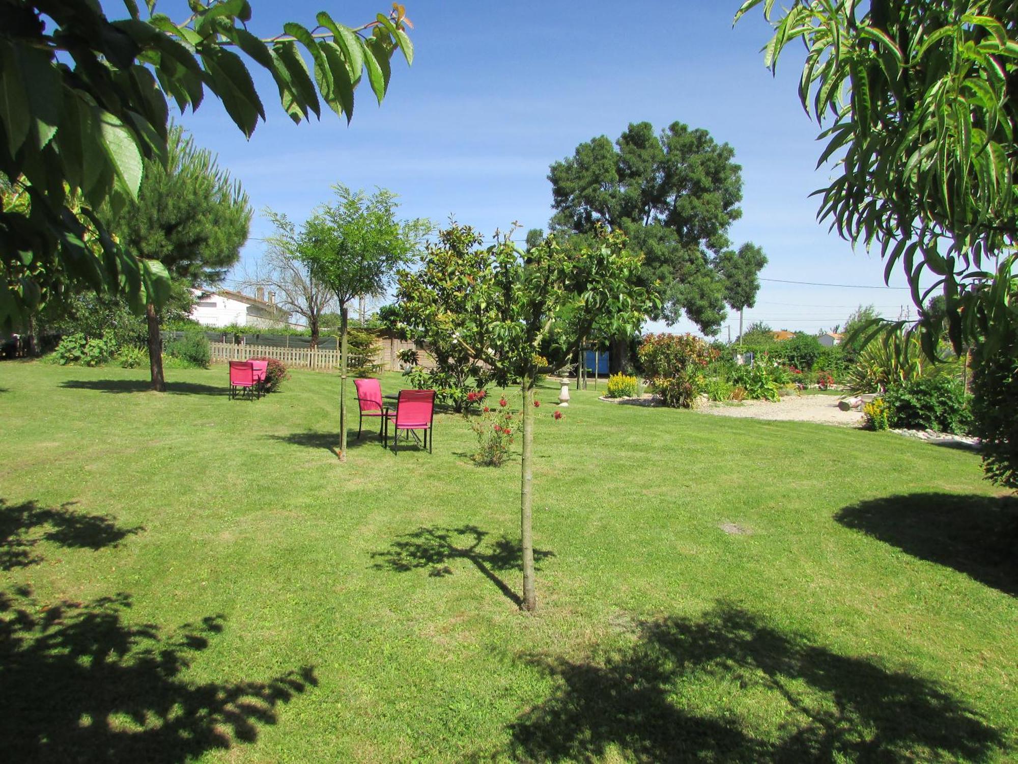 Logis De Chalons A La Mer 르구아 외부 사진